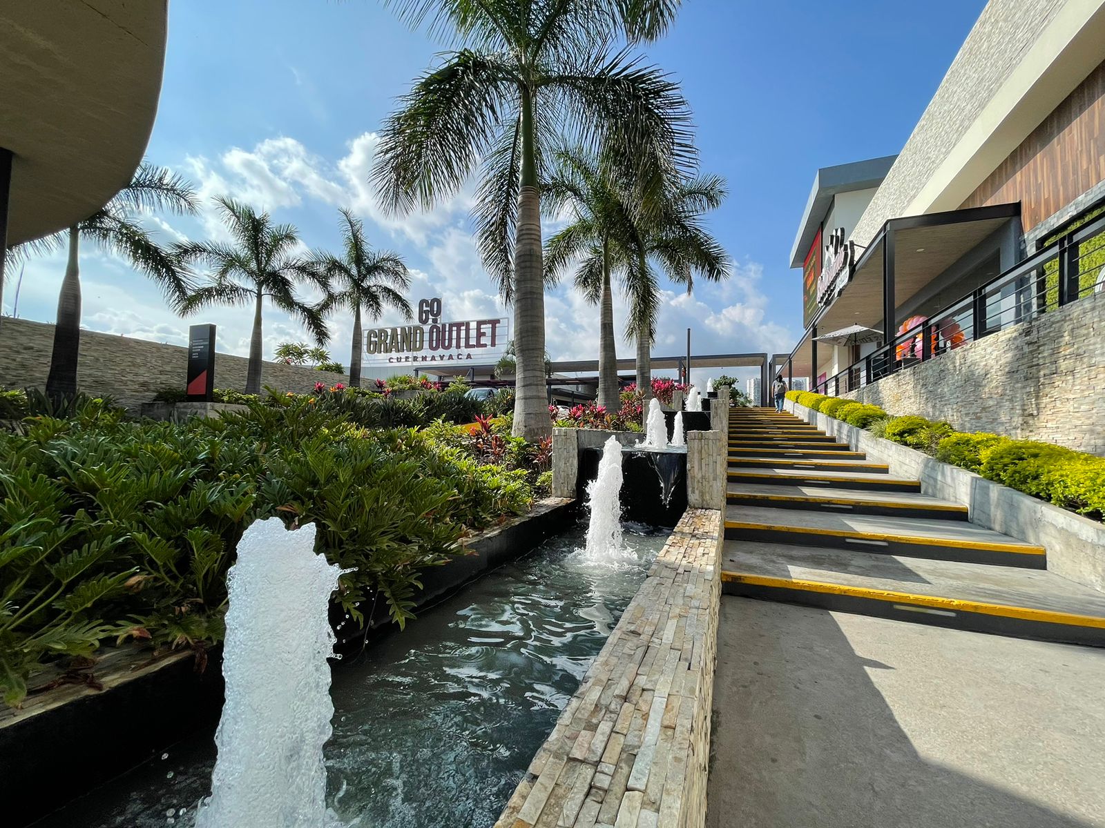 Grand Outlet Cuernavaca